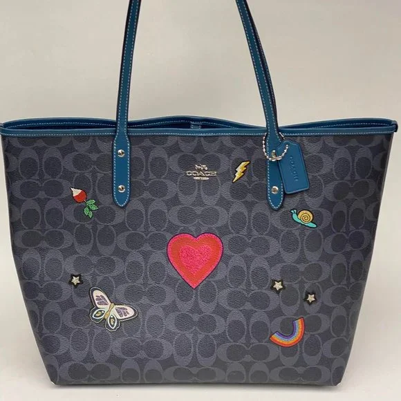 ☆COACH☆ CITY TOTE WITH SOUVENIR EMBROIDERY Coach City Tote in Signature Canvas With Candy Print